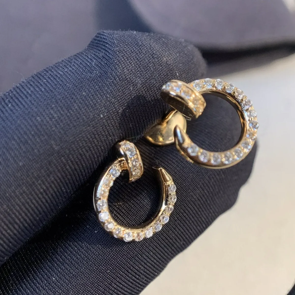 juste earrings gold diamonds bwmsm