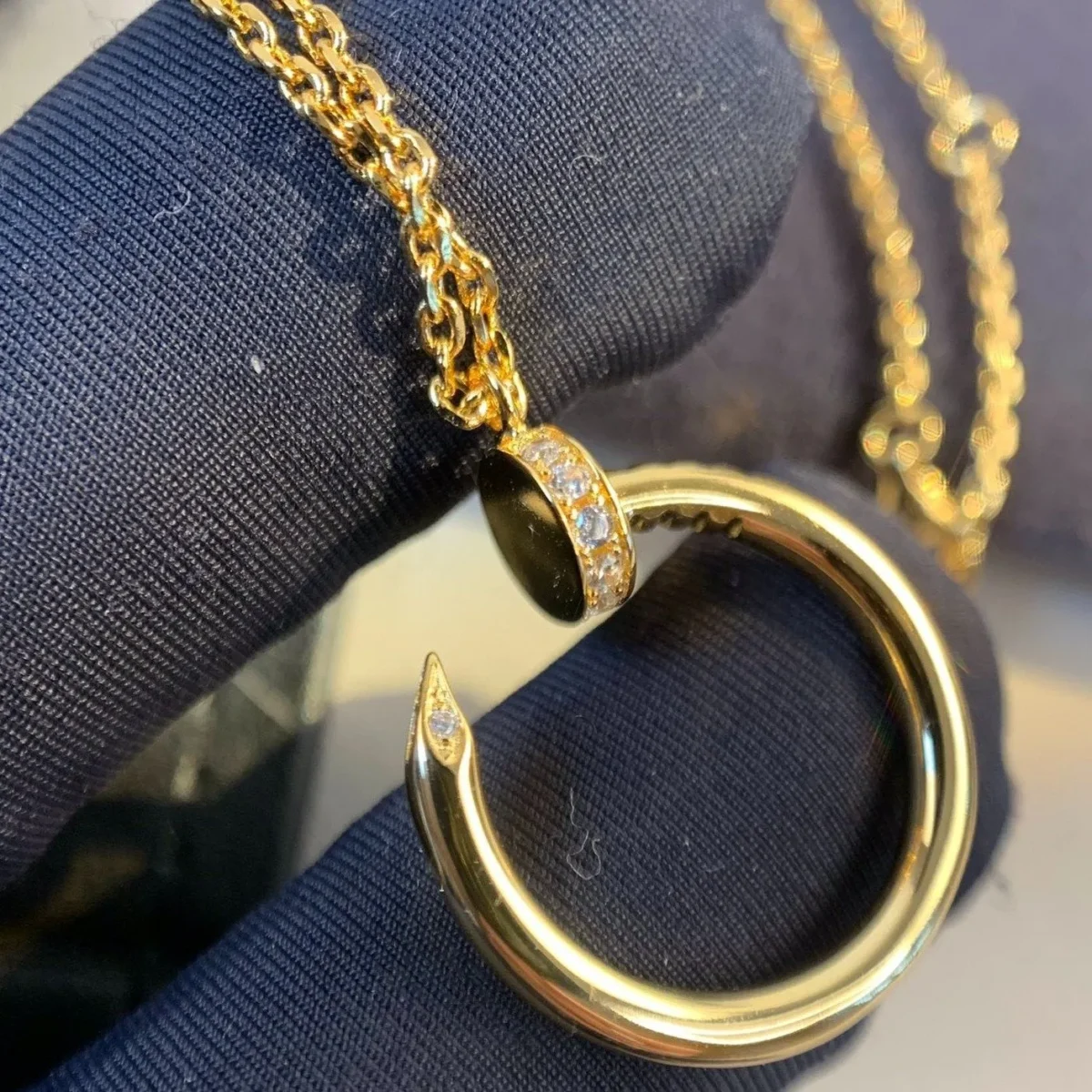 juste necklace gold sh0wj