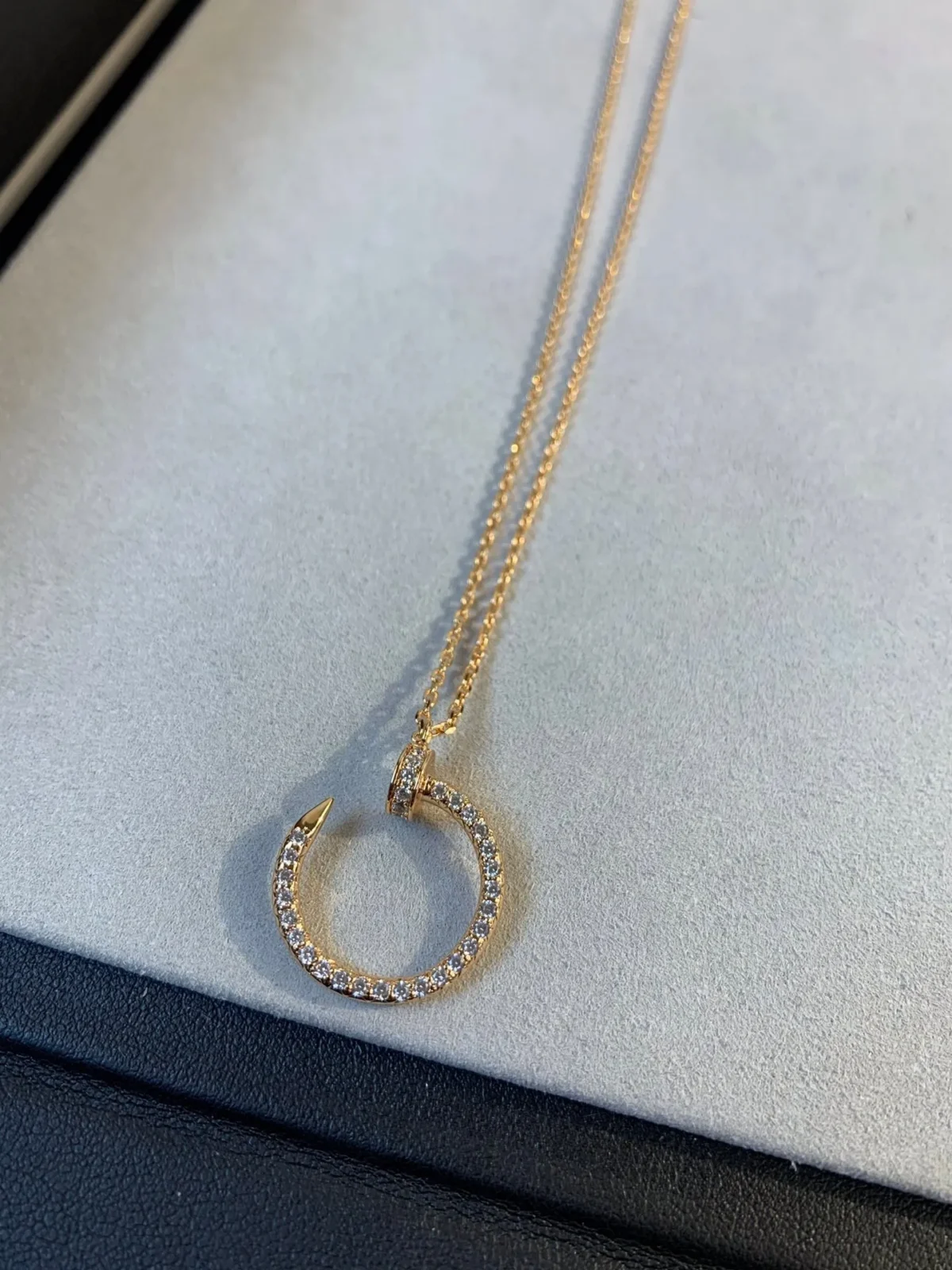 juste necklace rose gold diamonds 2mwte