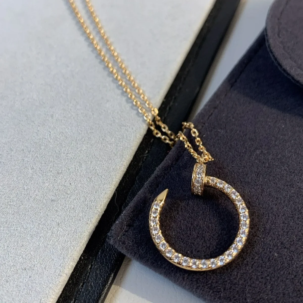 juste necklace rose gold diamonds gqzf2