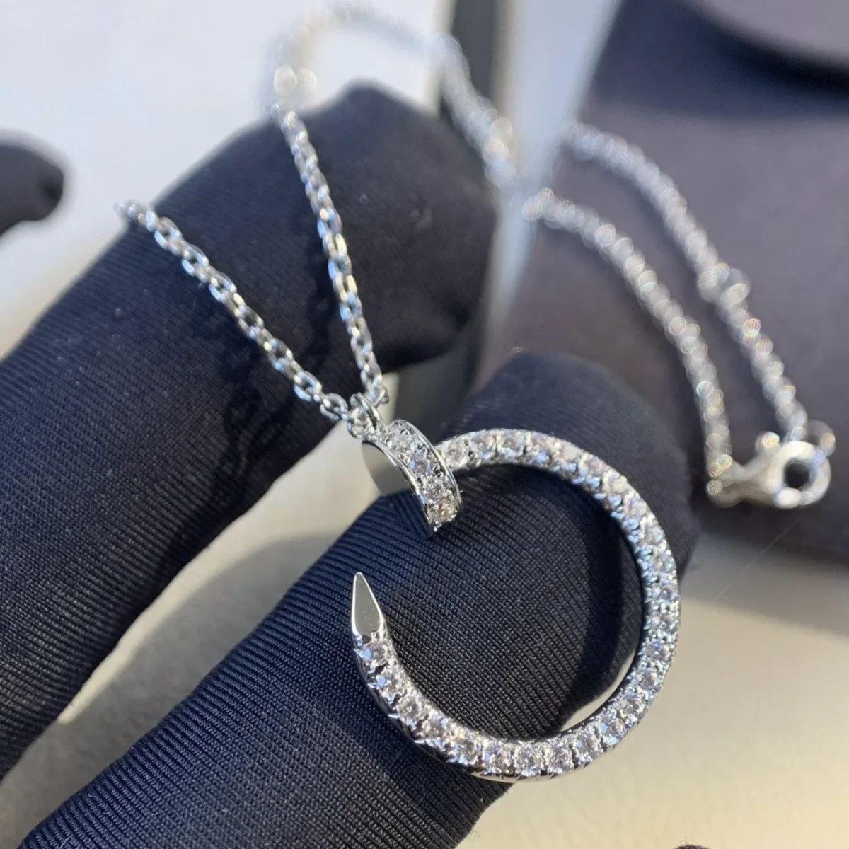 juste necklace silver diamonds g3sud
