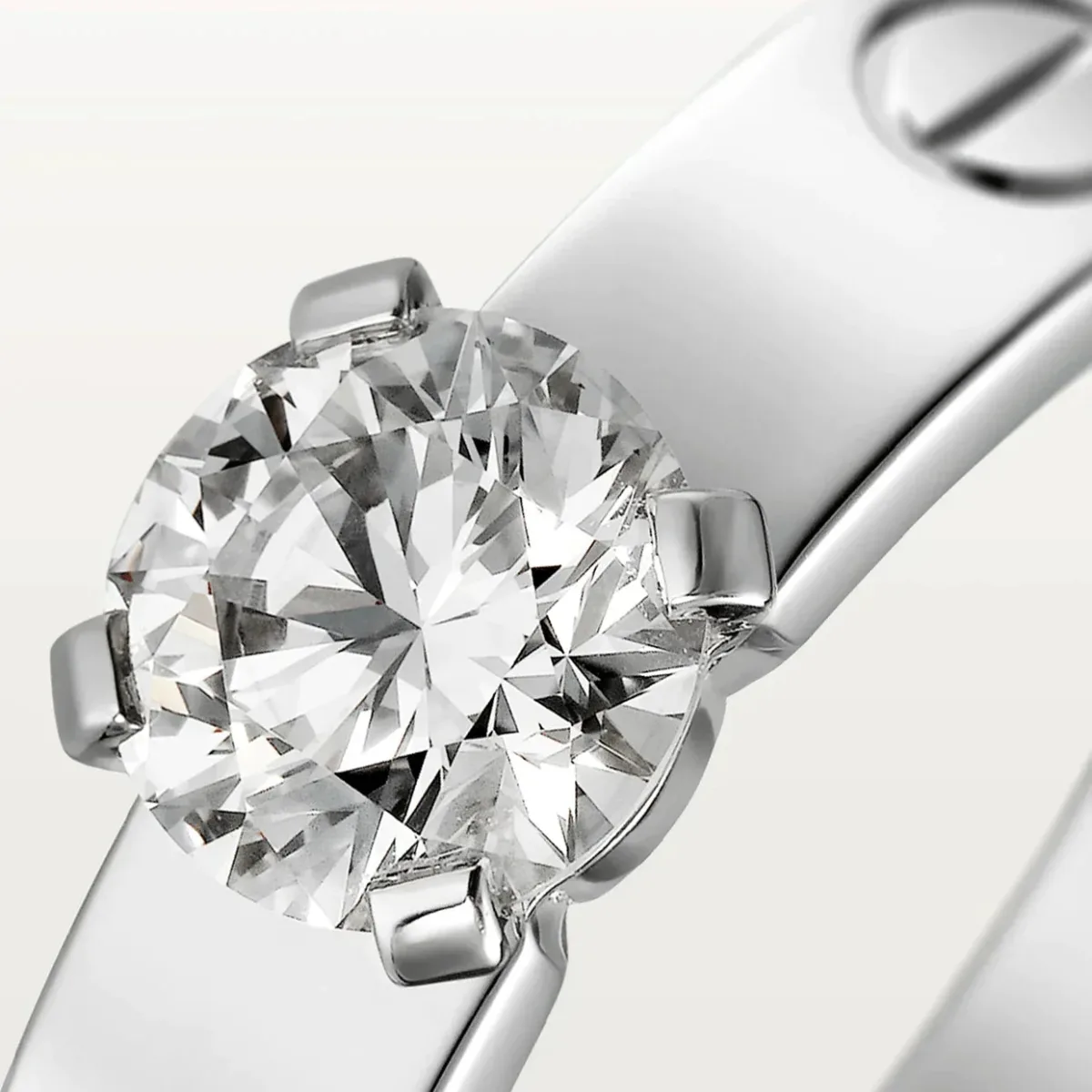 love ring 4mm 1 big diamond