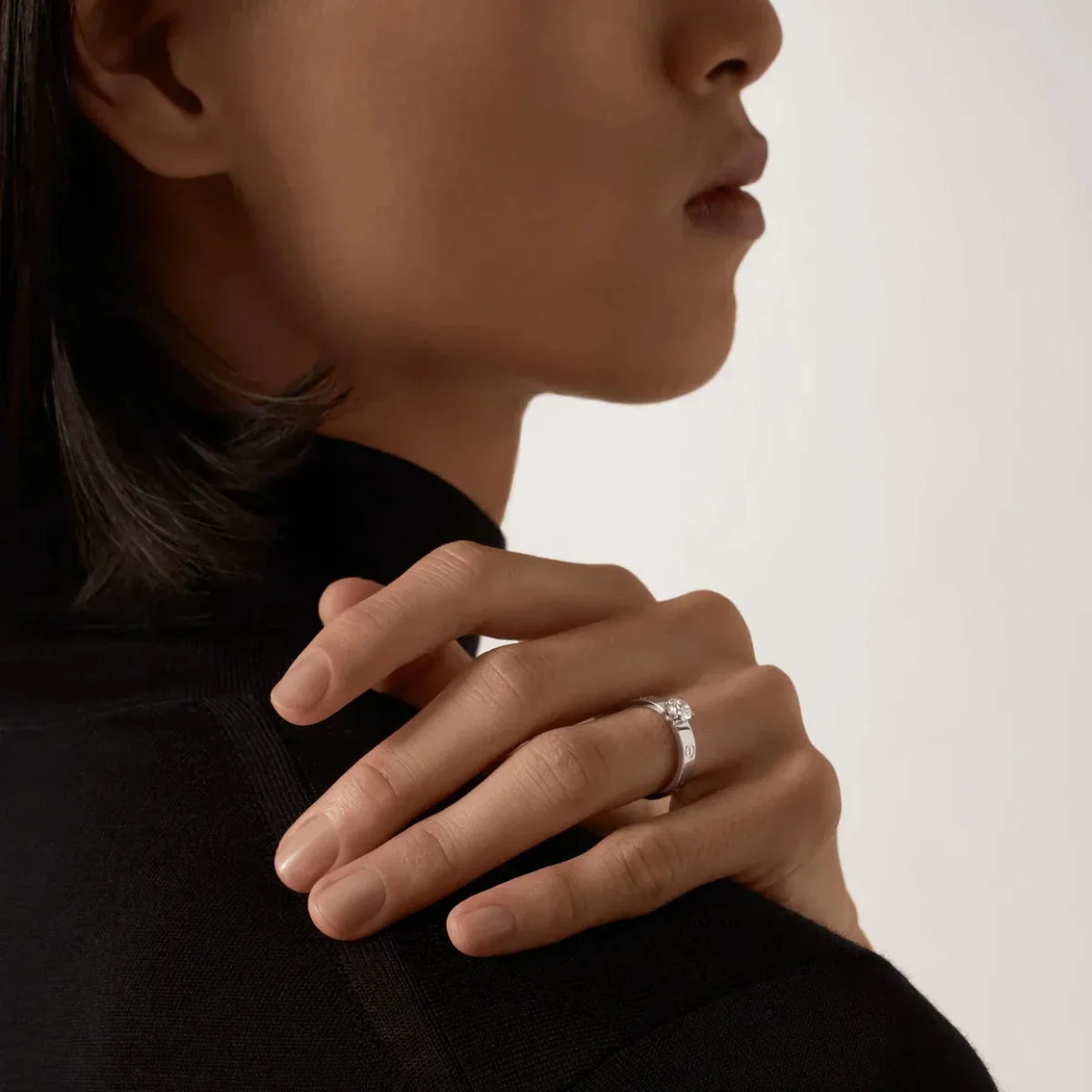 love ring 4mm 1 big diamond
