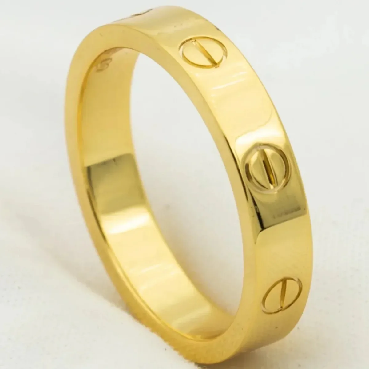 love ring 4mm 1 diamond gold c2zh4