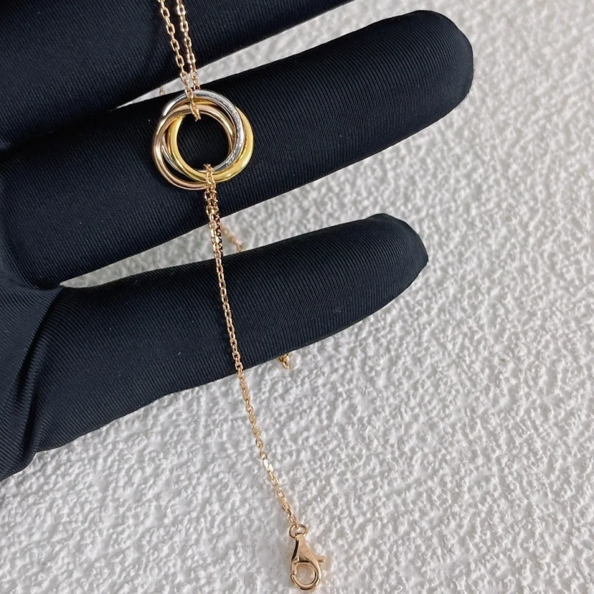 trinity bracelet gold silver rose gold diamonds