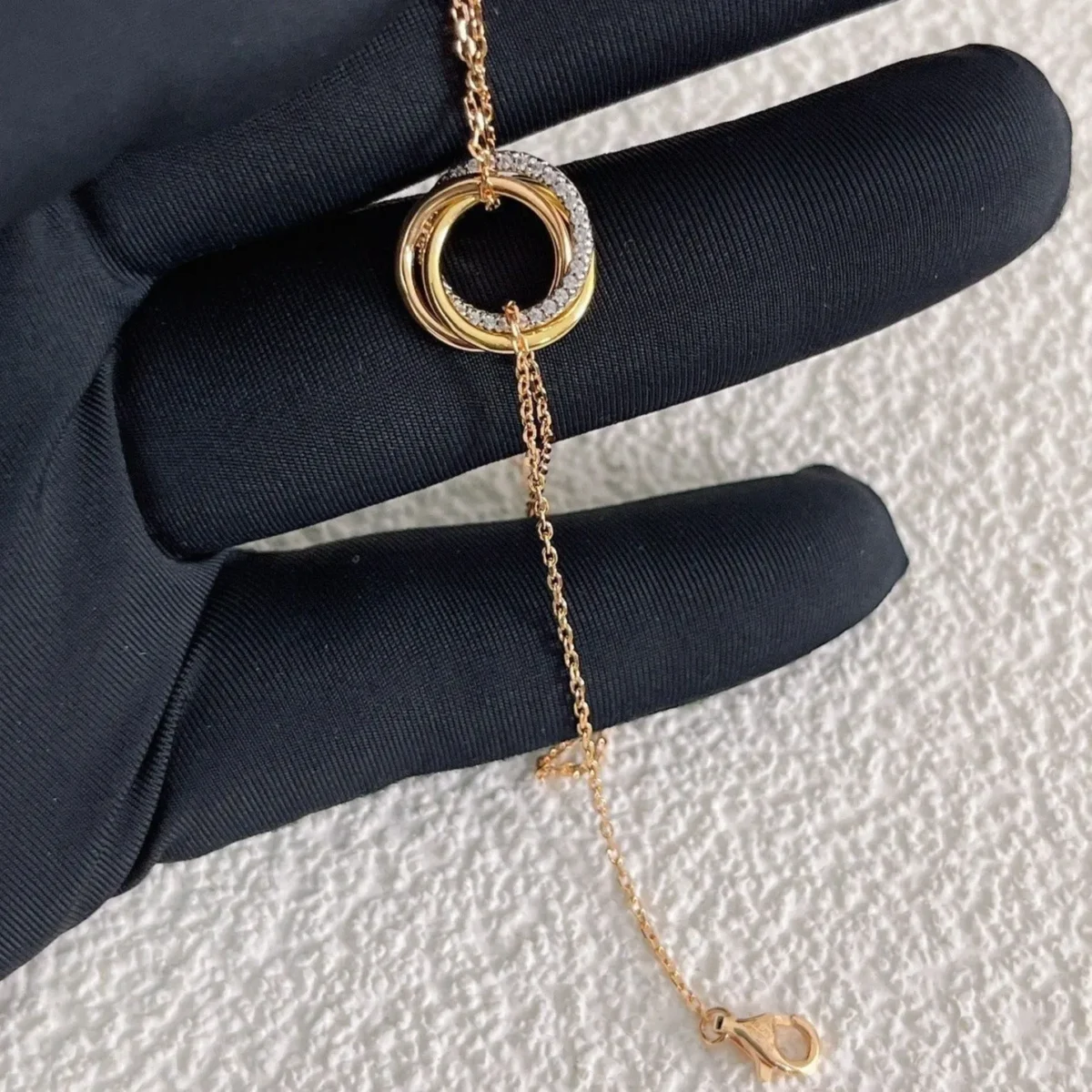 trinity bracelet gold silver rose gold diamonds omasq