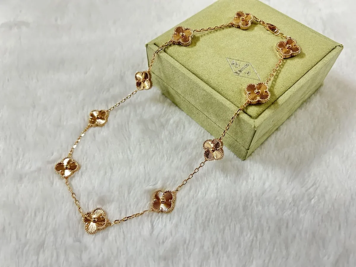 vintage alhambra 10 motifs necklace ed5s8