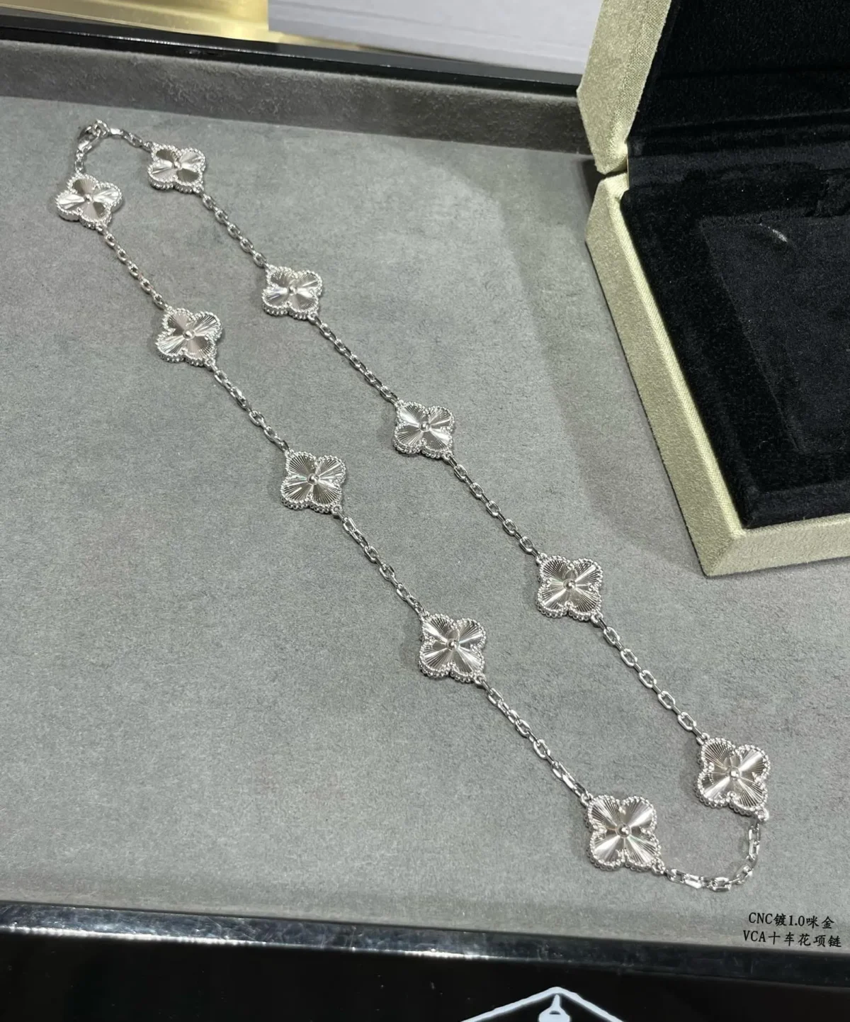 vintage alhambra 10 motifs necklace eopuz