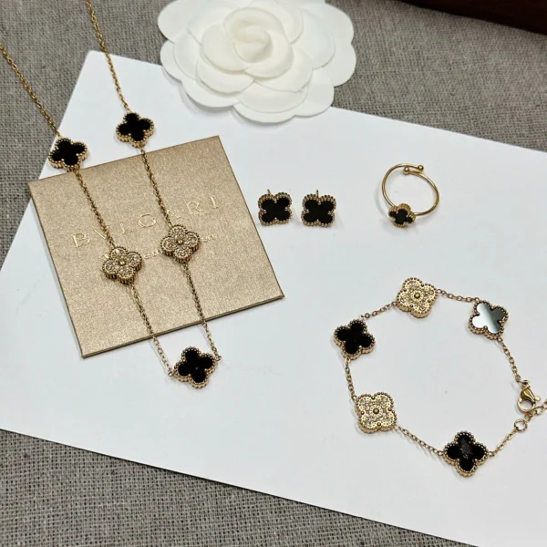 Four-Leaf Blossom Jewelry Set – Elegant & Luxurious Free Shipping Free Shipping