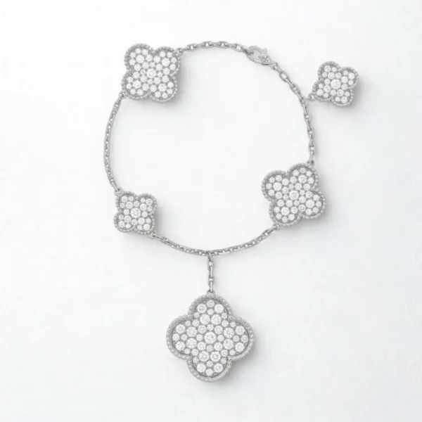 [Zyrono] CLOVER 6 MOTIFS SILVER DIAMOND BRACELET Free Shipping