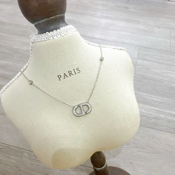 Luxury Sparkle Pendant Necklace Free Shipping