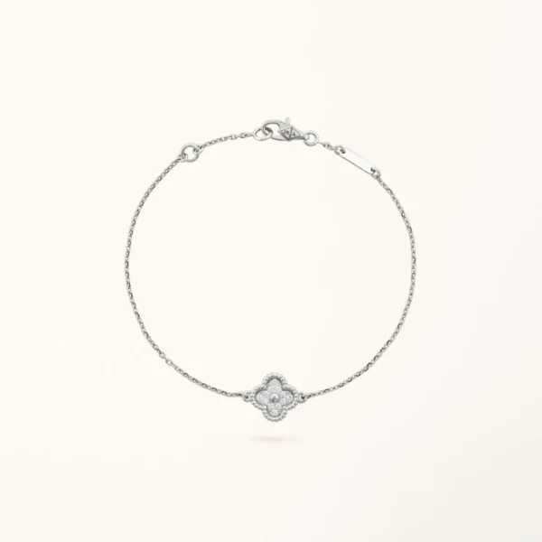 [ZYRONO] CLOVER SILVER BRACELET FREE SHIPPING