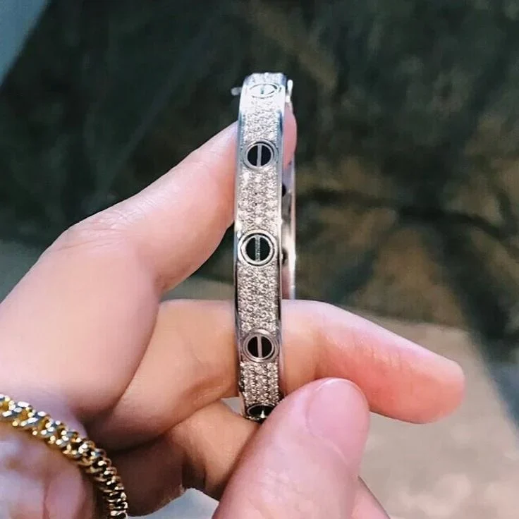 [ZYRONO] WHITE GOLD ICEBOUND RADIANCE – ROYAL SHINE STYLE photo review