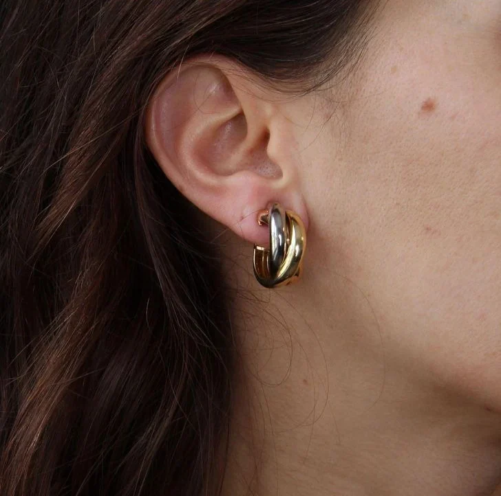 [ZYRONO] GOLD HARMONY OF THREE – TRIPLE-TONE INTERLINKED EARRINGS FOR TIMELESS ELEGANCE, CLASSIC MODEL photo review