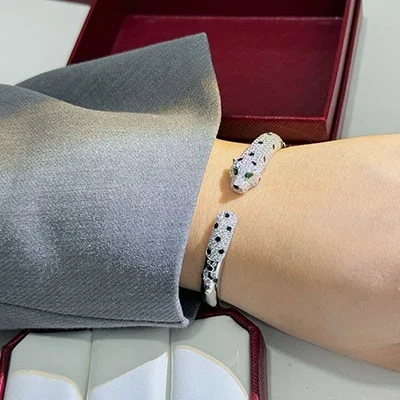 [ZYRONO] WHITE GOLD BRACELET OF THE PANTHER QUEEN – SPARKLE TOUCH, MEDIUM MODEL photo review